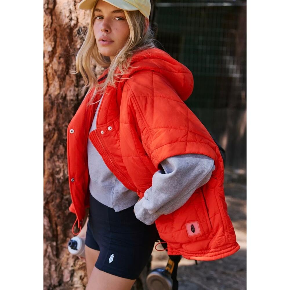 NWT FREE PEOPLE MOVEMENT HAPPY TRAILS PONCHO VEST IN FLAME - Picture 3 of 4